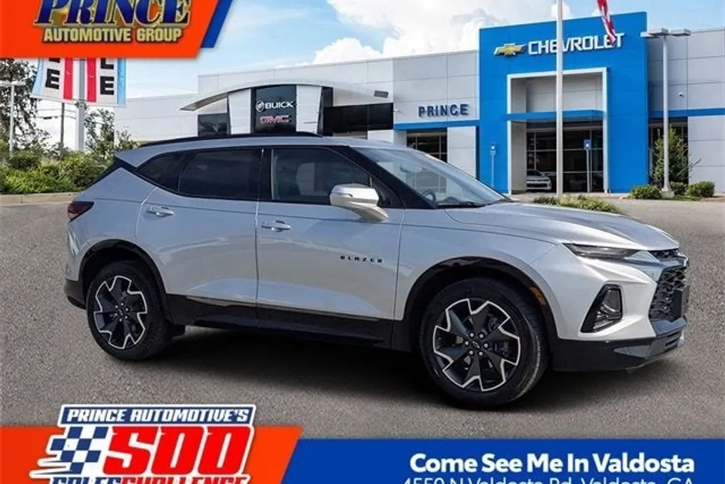 2022 Chevrolet Blazer RS photo 1