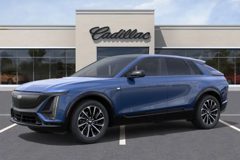 2026 Cadillac Lyriq Sport photo 1