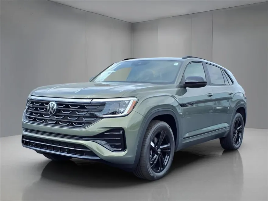 2026 Volkswagen Atlas Cross Sport SEL R-Line photo 1