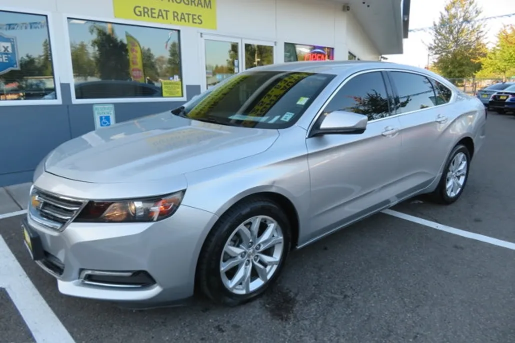 2018 Chevrolet Impala 1LT photo 1