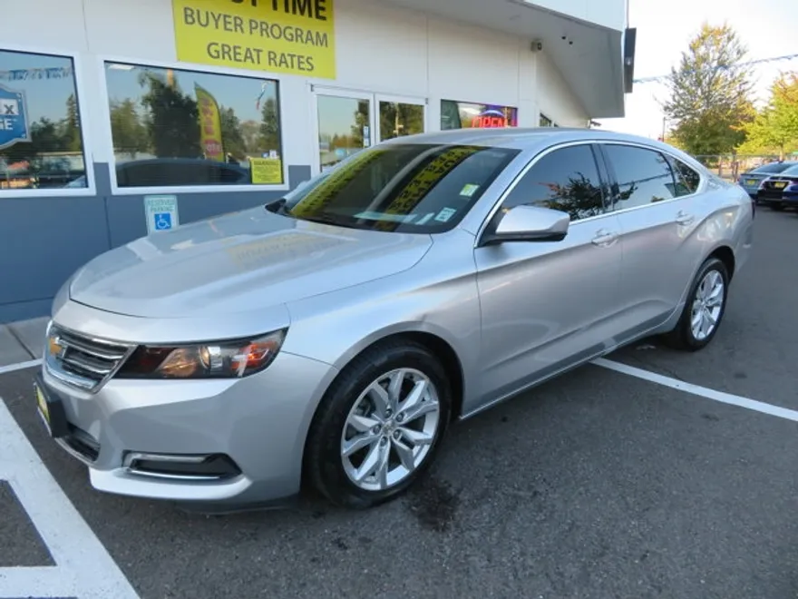 2018 Chevrolet Impala 1LT photo 1