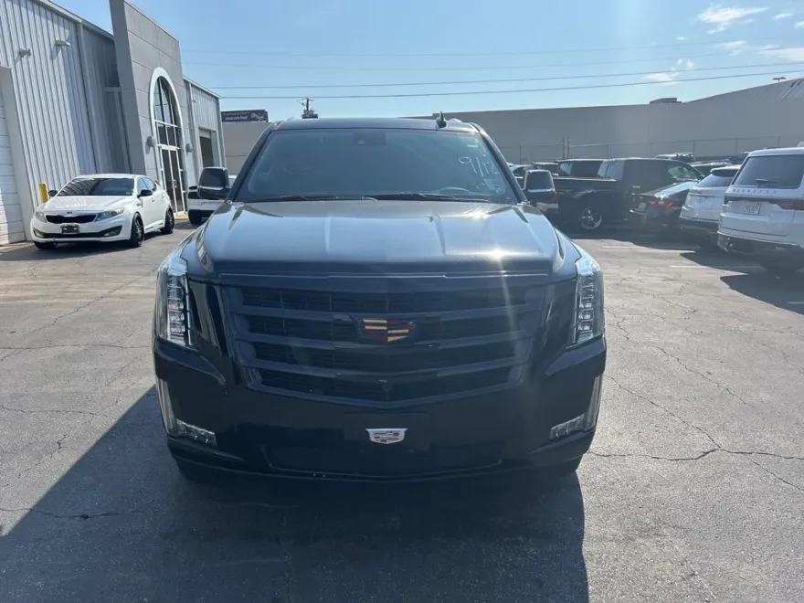 2020 Cadillac Escalade Premium Luxury photo 1