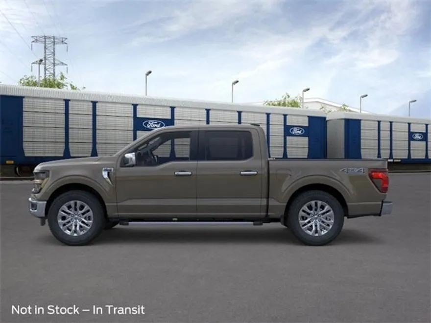 2025 Ford F-150 XLT photo 1