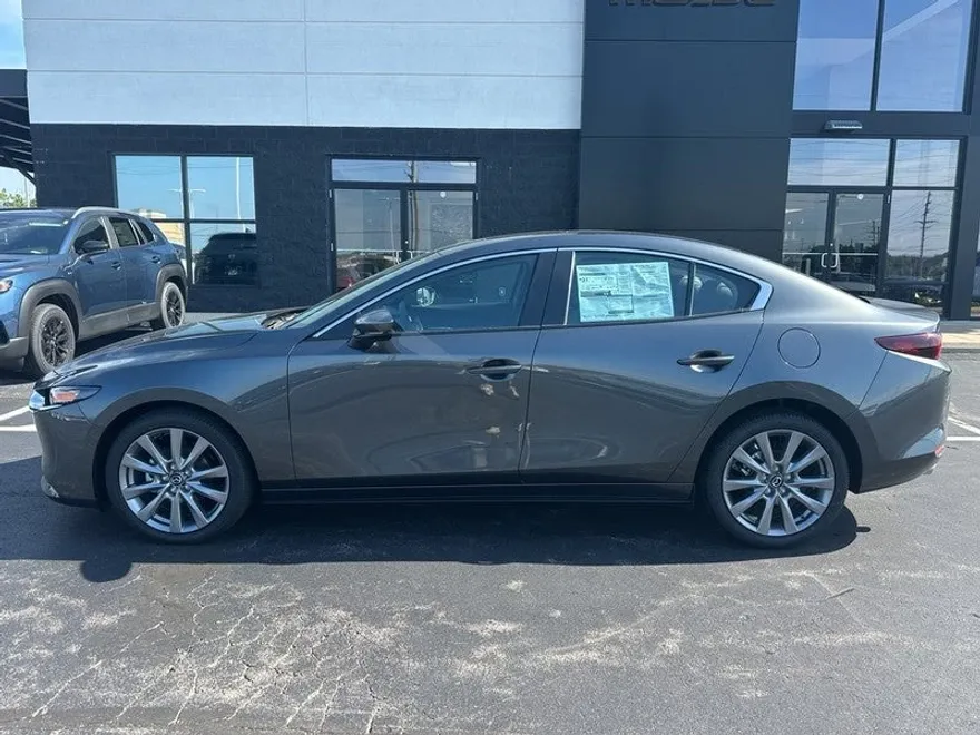 2025 Mazda Mazda3 Sedan 2.5 s Preferred photo 1