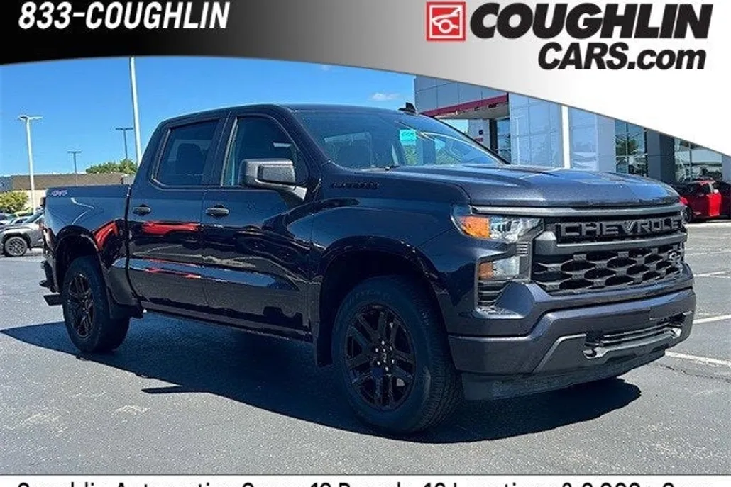 2023 Chevrolet Silverado 1500 Custom photo 1