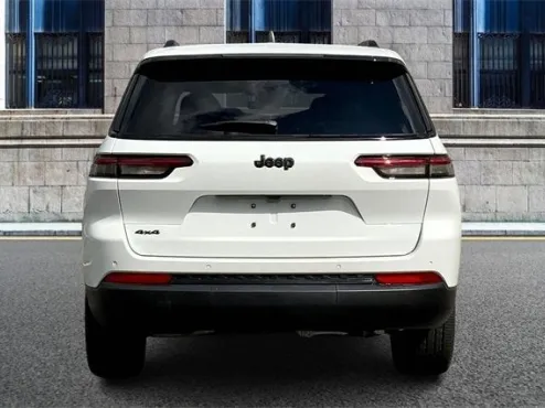 2025 Jeep Grand Cherokee Altitude X photo 4