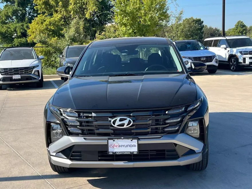 2026 Hyundai Tucson SE photo 1