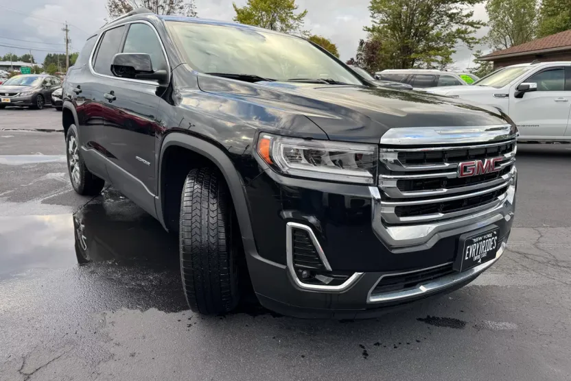 2023 Gmc Acadia SLT photo 1