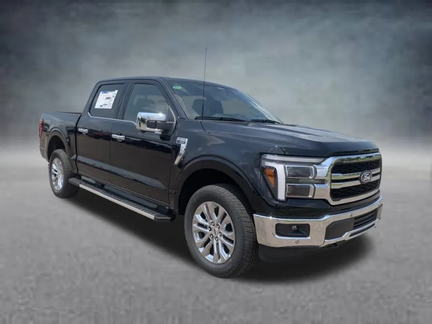 2025 Ford F-150 Lariat photo 1