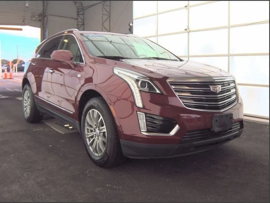 2018 Cadillac XT5 Luxury photo 1