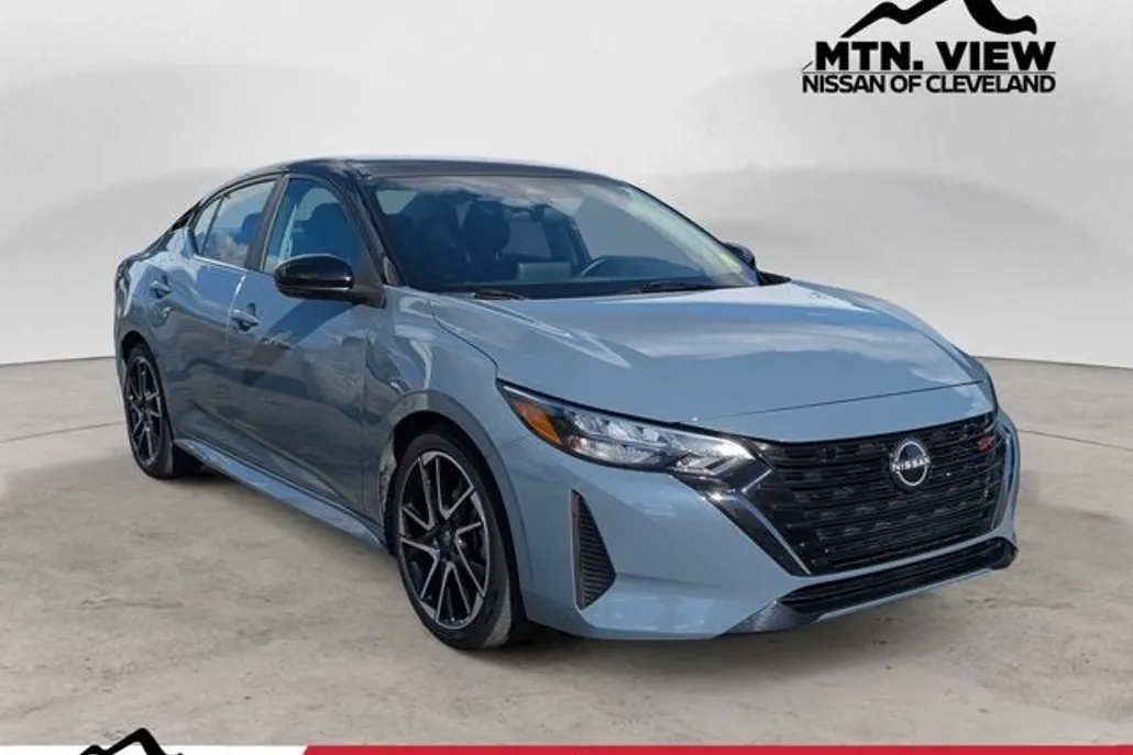 2024 Nissan Sentra SR photo 1