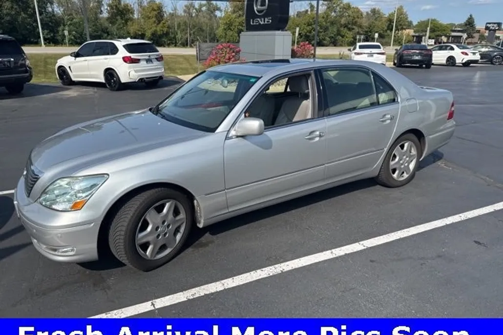 2004 Lexus LS 430 photo 1