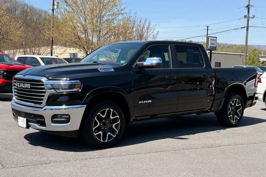 2025 Ram 1500 Laramie photo 1