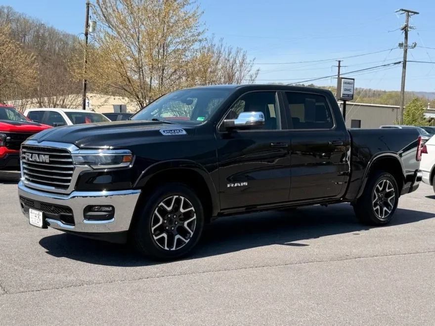 2025 Ram 1500 Laramie photo 1