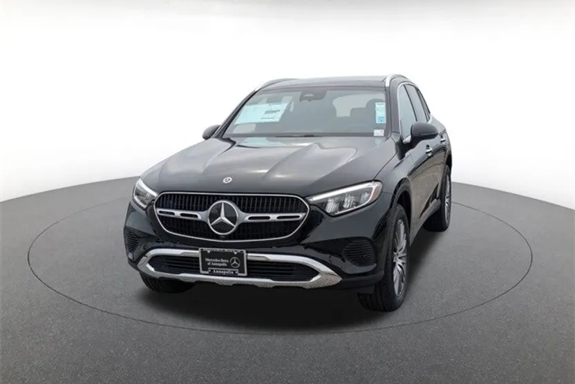 2026 Mercedes Benz GLC 300 4MATIC photo 1