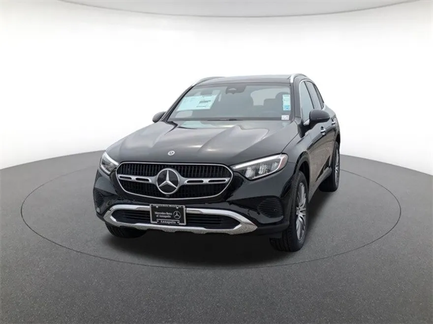 2026 Mercedes Benz GLC 300 4MATIC photo 1