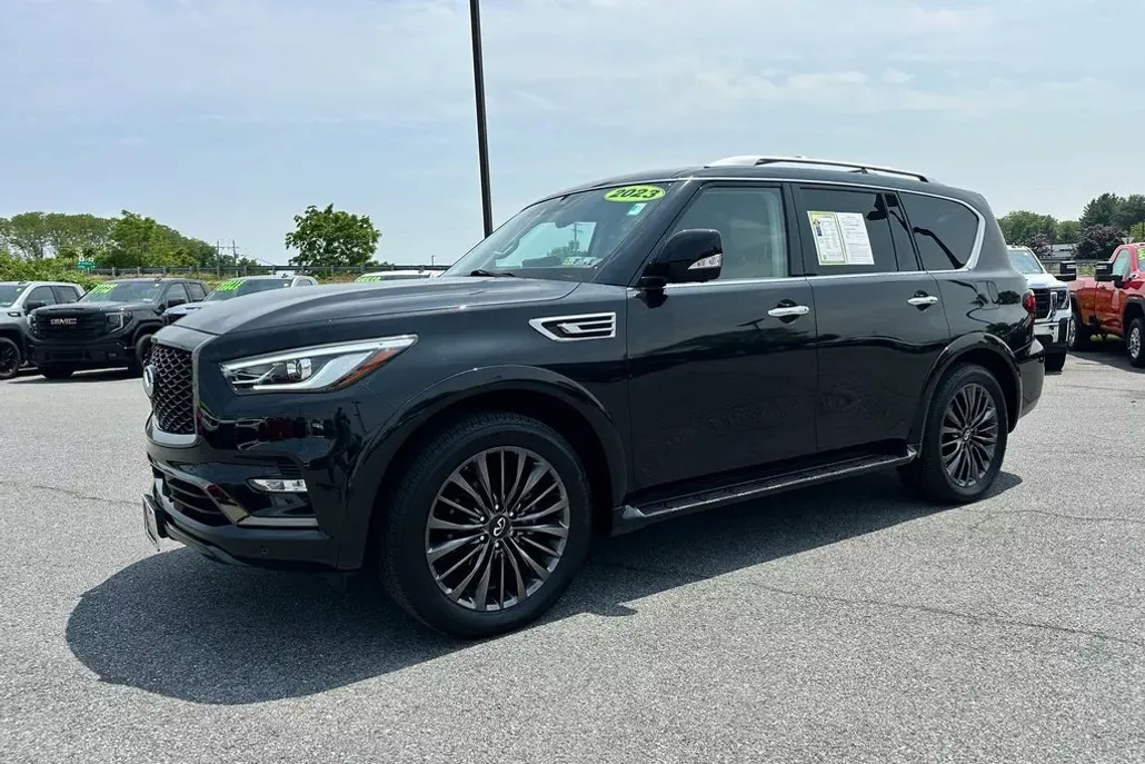 2023 Infiniti QX80 Premium Select photo 1