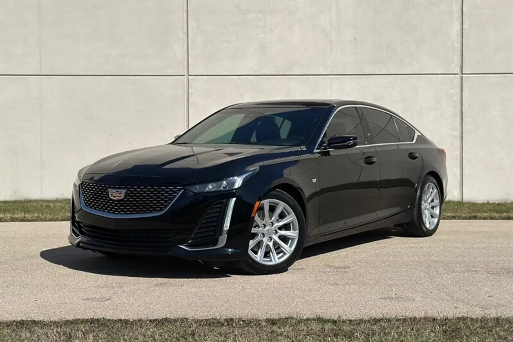 2020 Cadillac CT5 Luxury photo 1