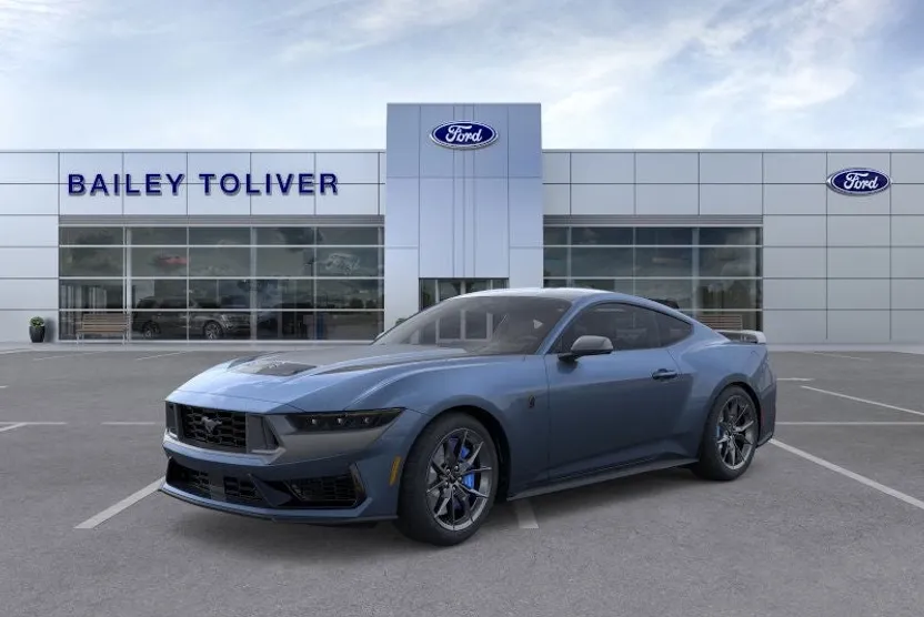 2025 Ford Mustang Dark Horse photo 1