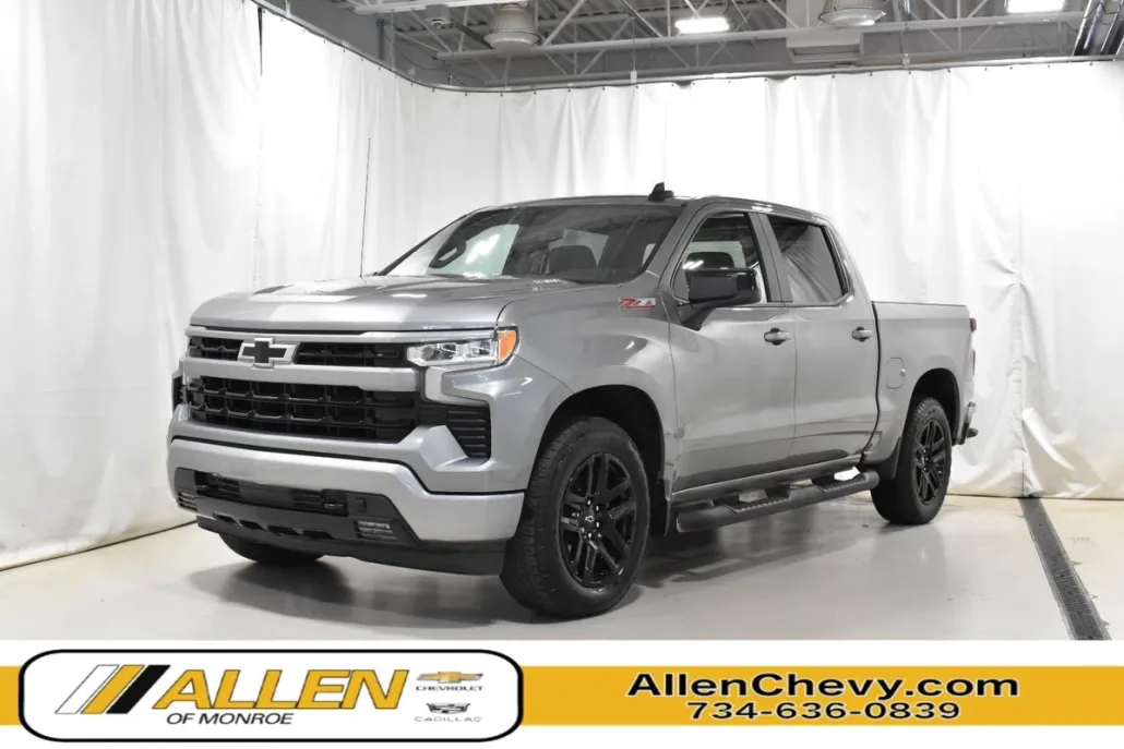 2023 Chevrolet Silverado 1500 RST photo 1