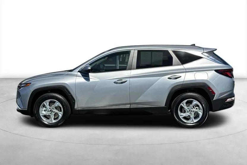 2024 Hyundai Tucson SEL photo 1