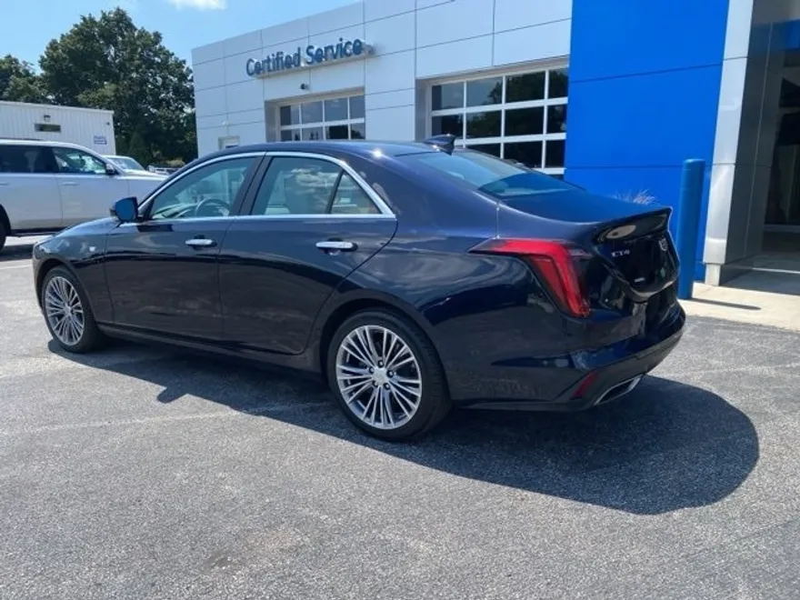 2021 Cadillac CT4 Premium Luxury photo 1