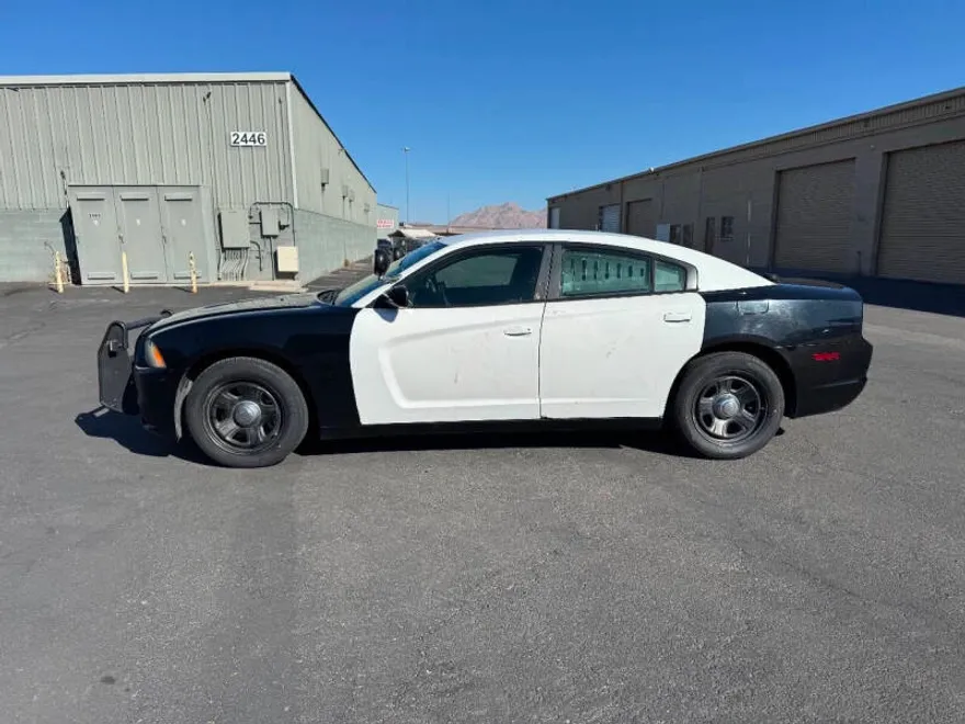 2013 Dodge Charger photo 1