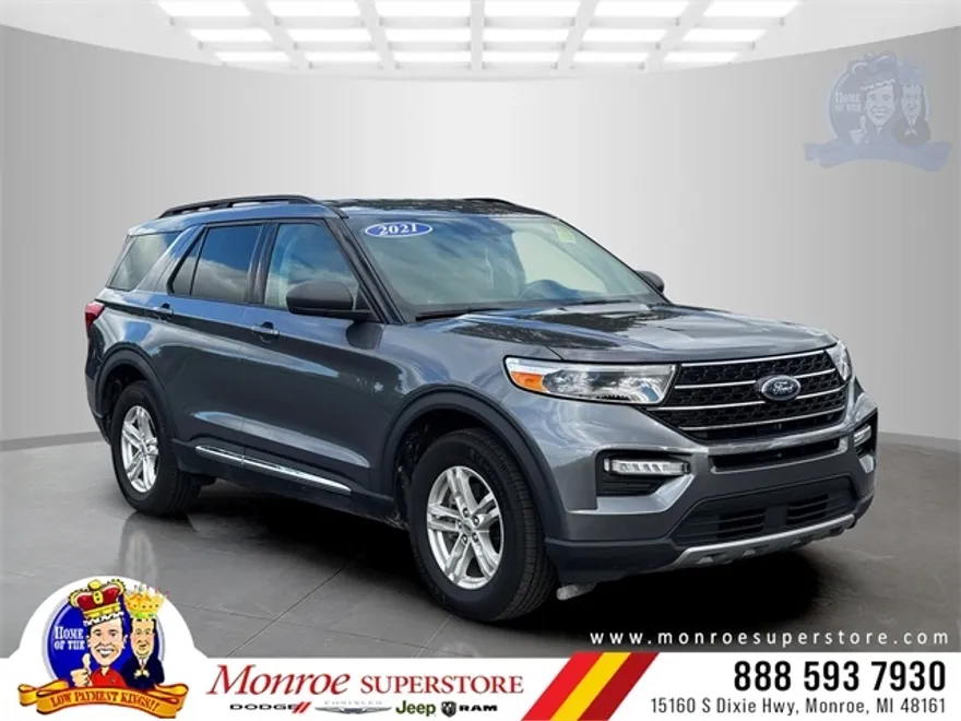 2021 Ford Explorer XLT photo 1