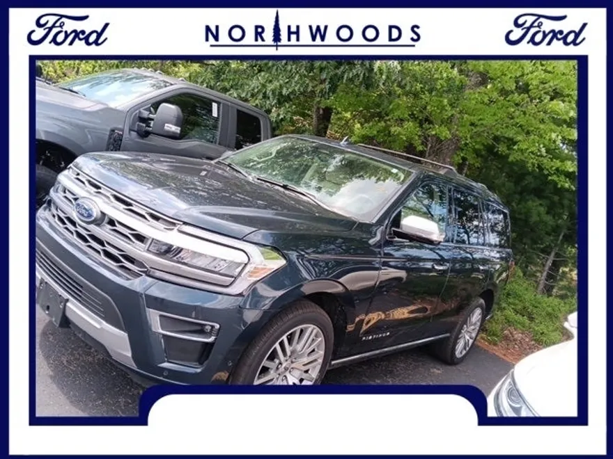 2024 Ford Expedition Platinum photo 1