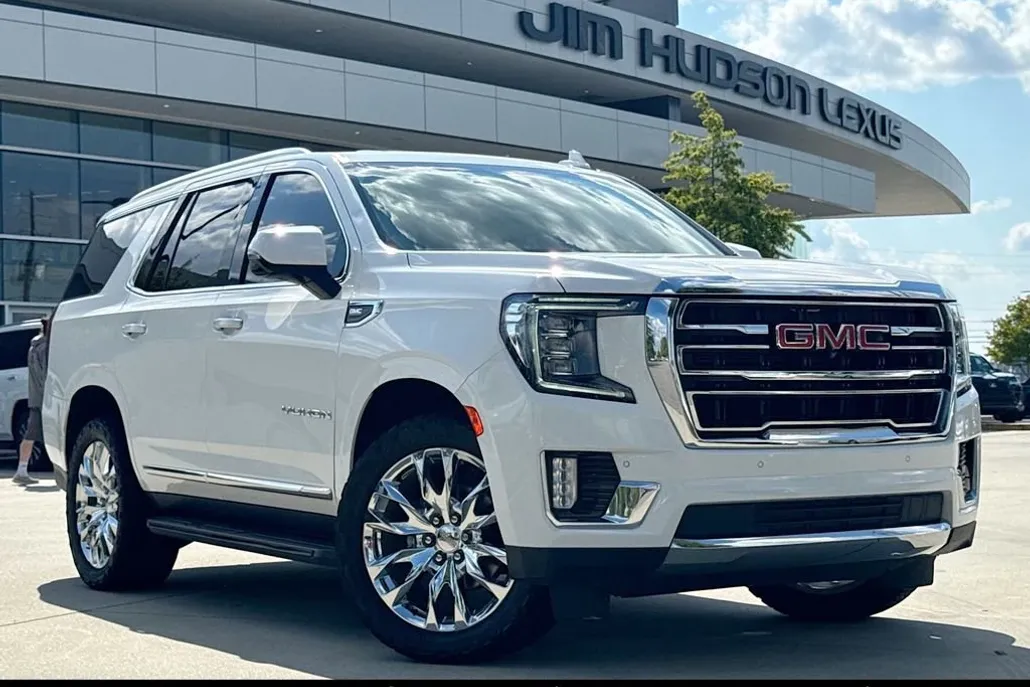 2022 Gmc Yukon SLT photo 1