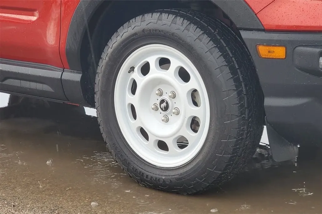 2023 Ford Bronco Sport Heritage photo 1