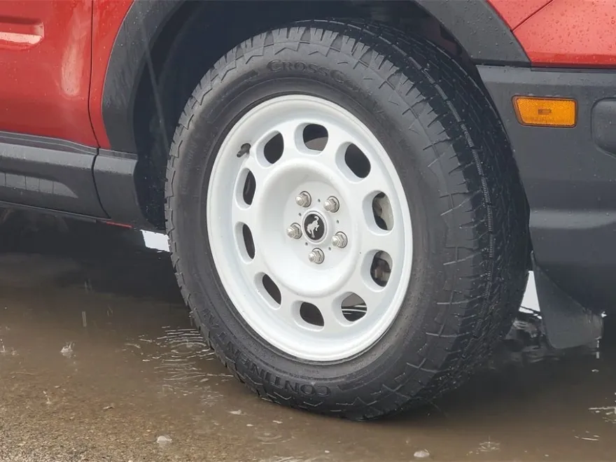 2023 Ford Bronco Sport Heritage photo 1