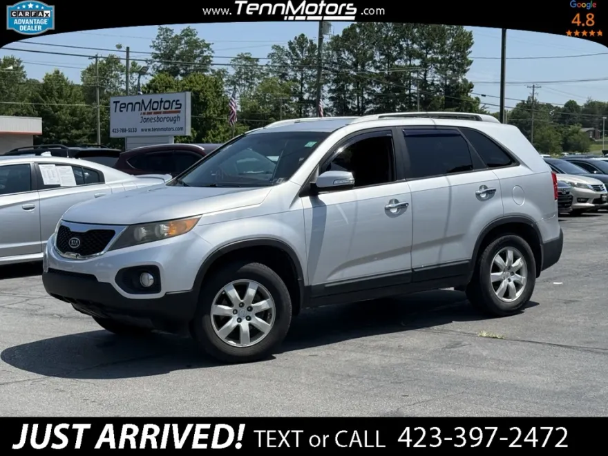 2011 Kia Sorento LX photo 1