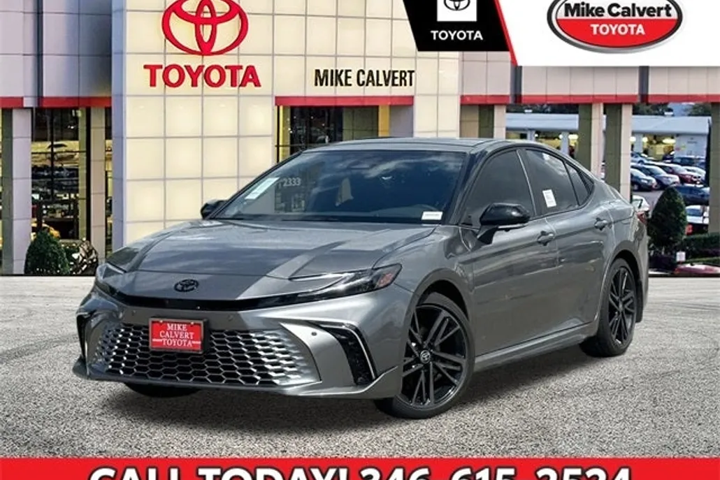 2025 Toyota Camry XSE photo 1