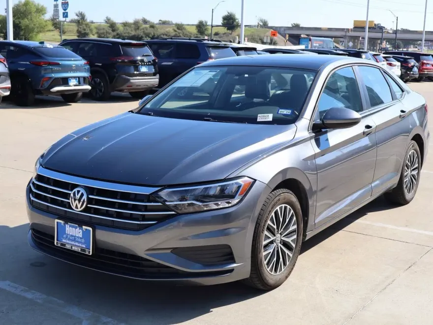 2019 Volkswagen Jetta 1.4T SE photo 1