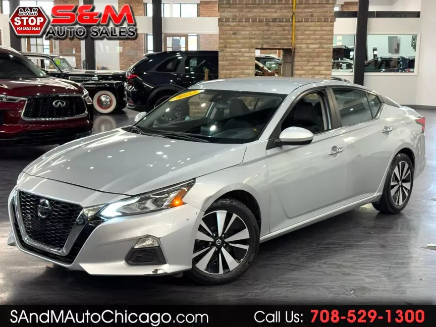 2022 Nissan Altima 2.5 SV photo 1