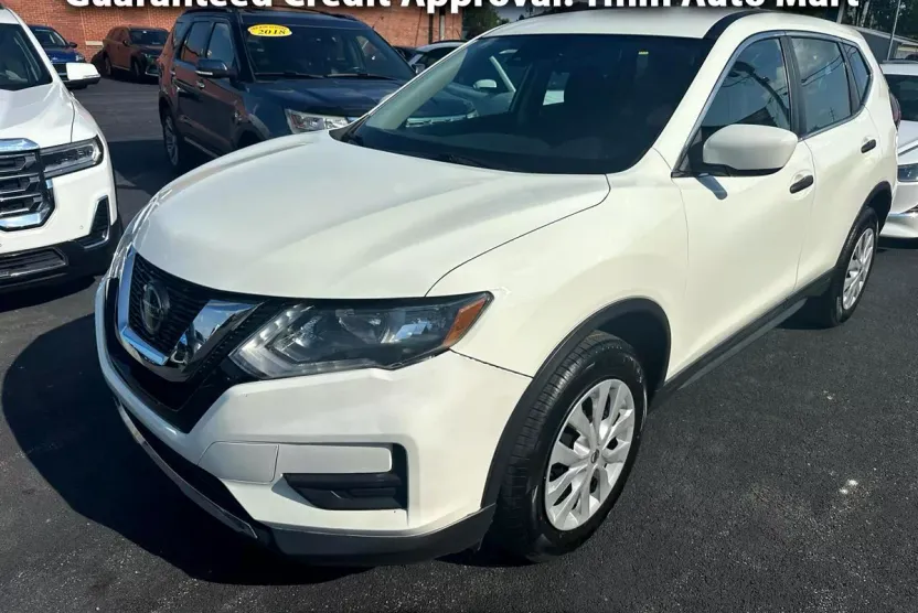 2020 Nissan Rogue S photo 1