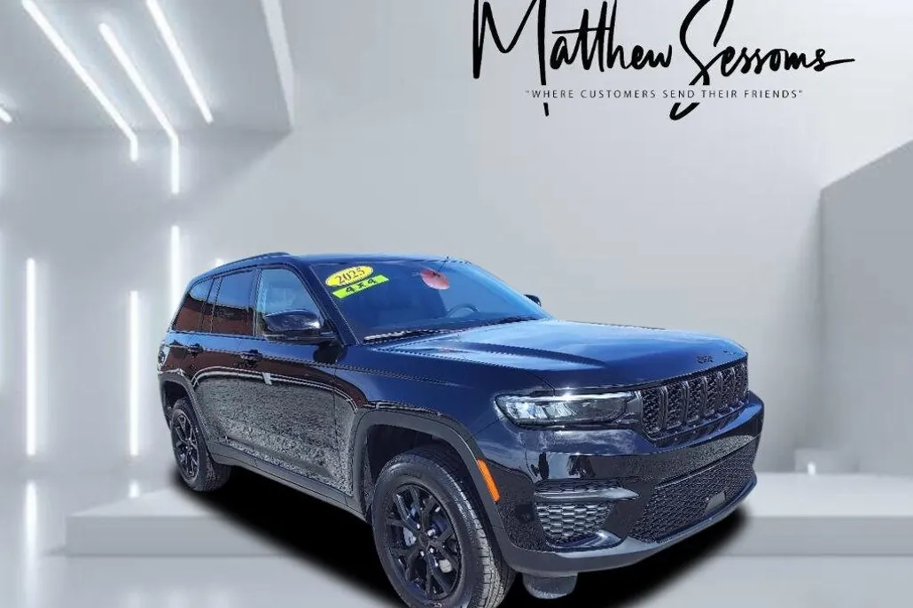 2025 Jeep Grand Cherokee Altitude photo 1