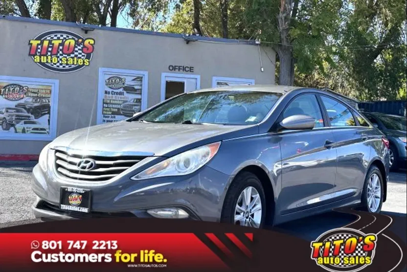 2013 Hyundai Sonata GLS photo 1