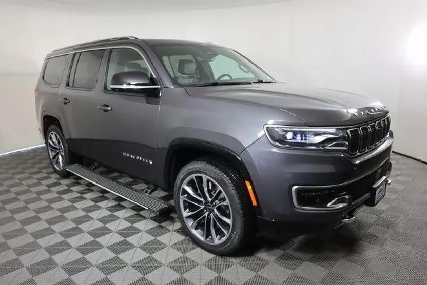 2025 Jeep Wagoneer Series III photo 1