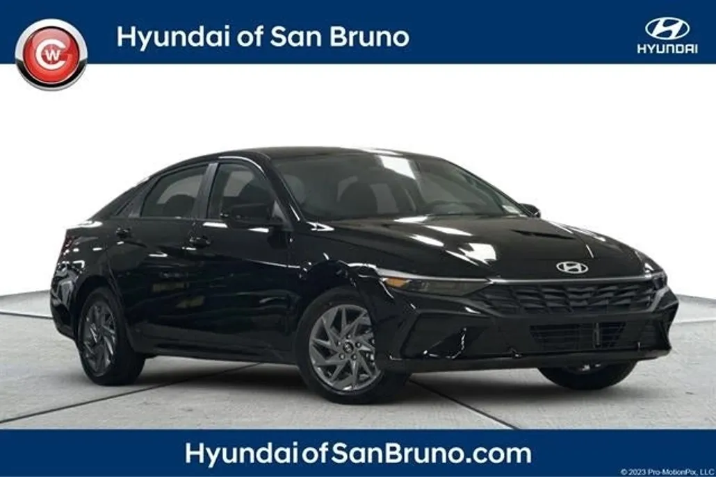 2025 Hyundai Elantra Hybrid photo 1