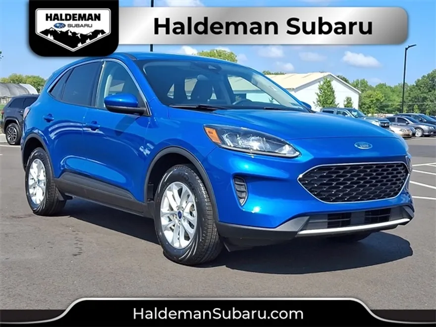 2020 Ford Escape SE photo 1