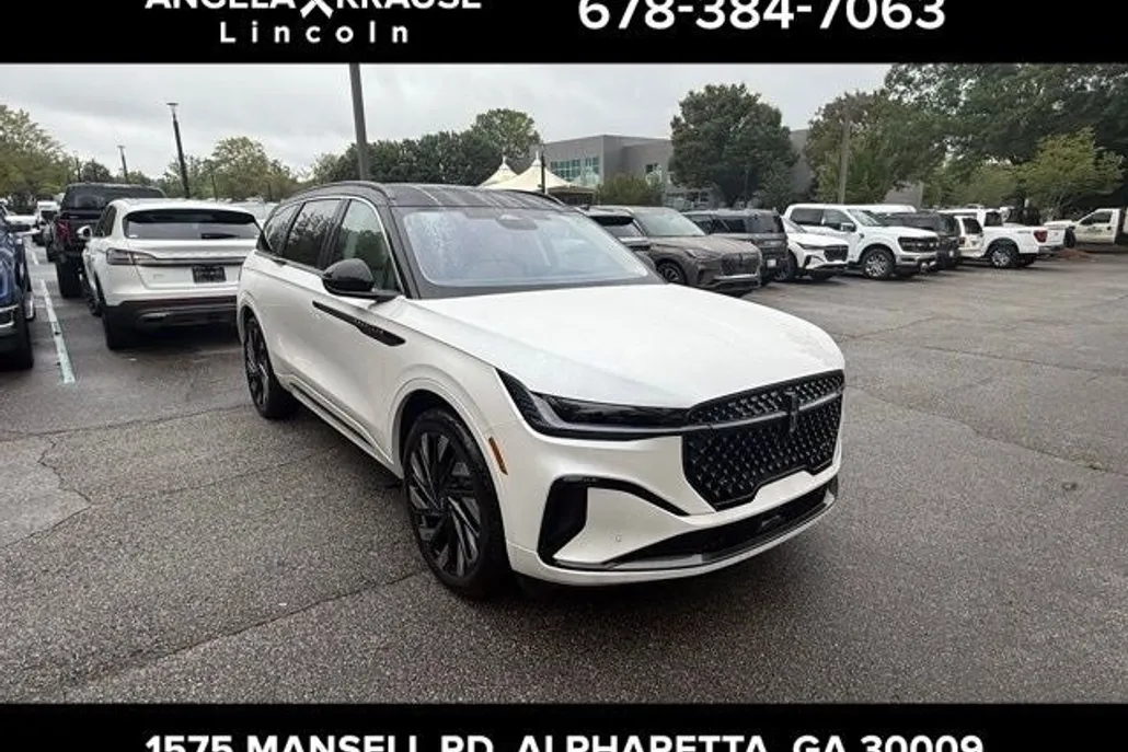 2025 Lincoln Nautilus Black Label photo 1