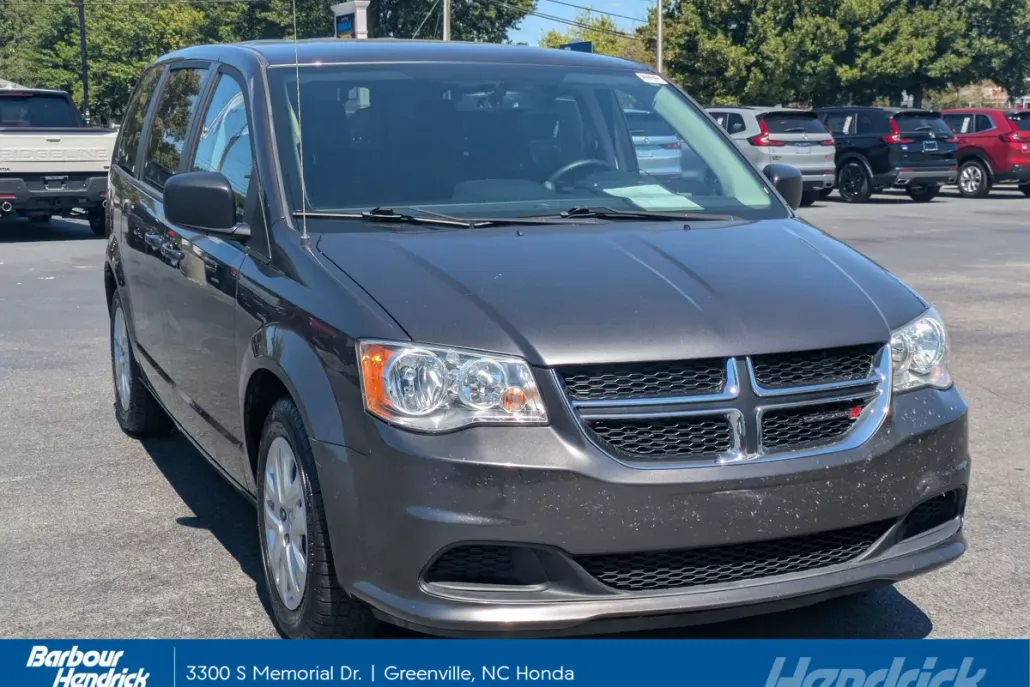 2018 Dodge Grand Caravan SE photo 1