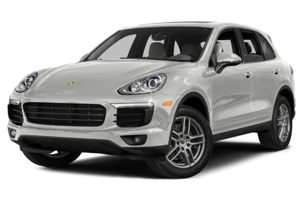 2016 Porsche Cayenne Base photo 1
