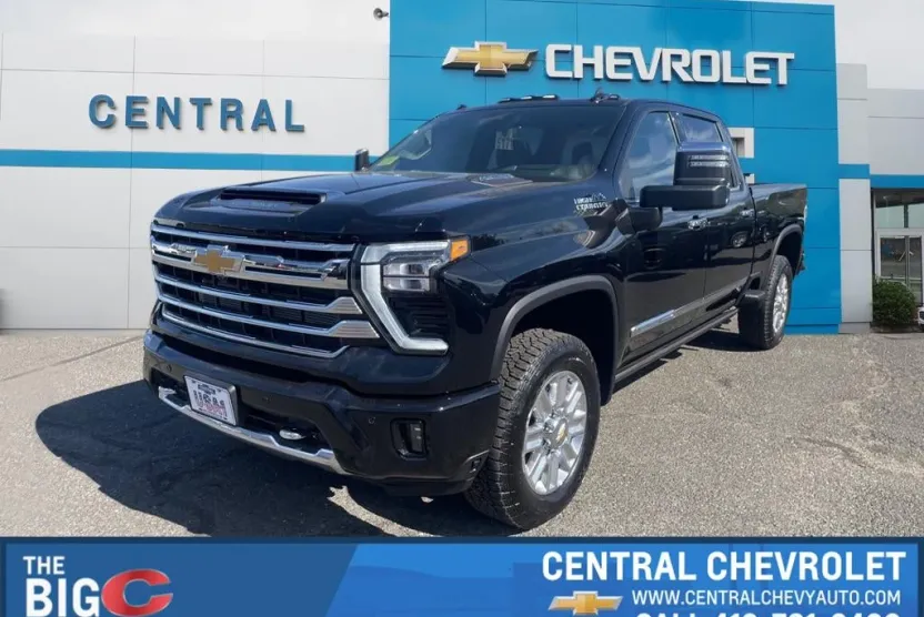 2025 Chevrolet Silverado 2500HD High Country photo 1