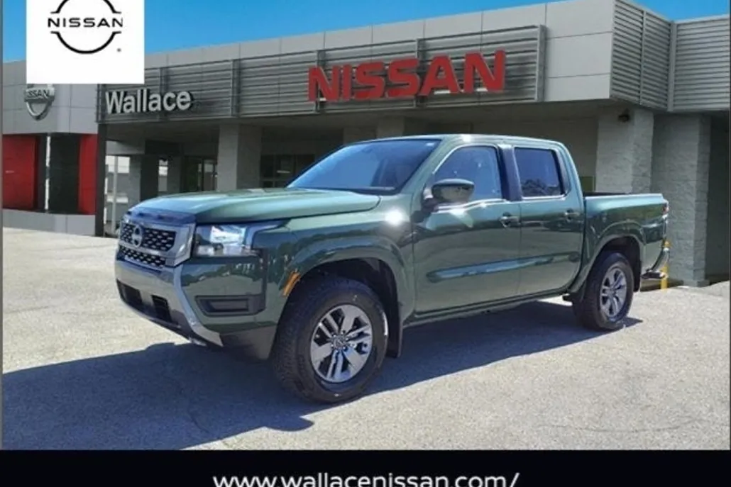 2025 Nissan Frontier SV photo 1
