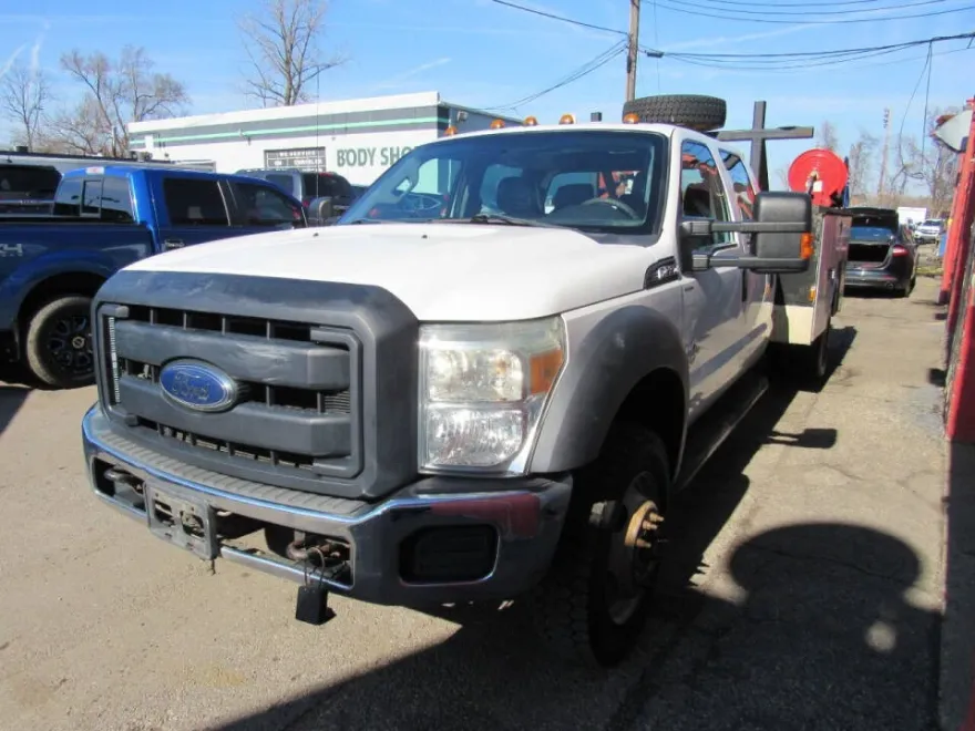 2013 Ford F-550 photo 1