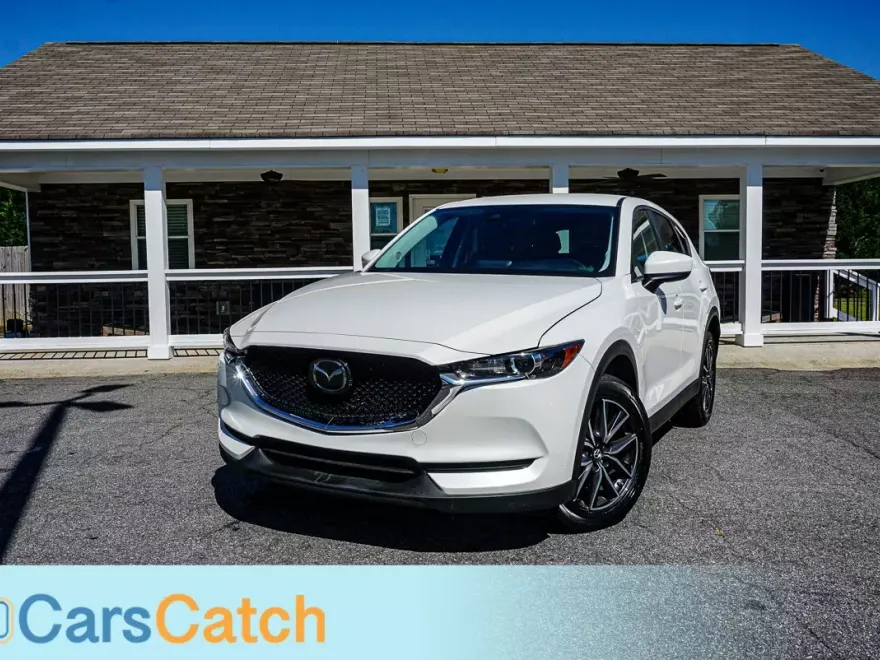 2018 Mazda CX-5 Touring photo 1