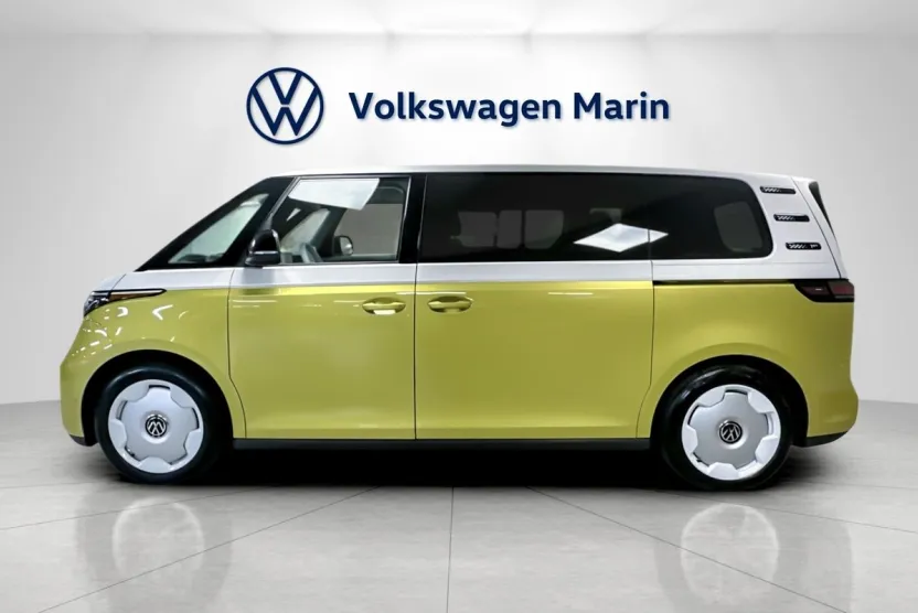 2025 Volkswagen ID. Buzz photo 1